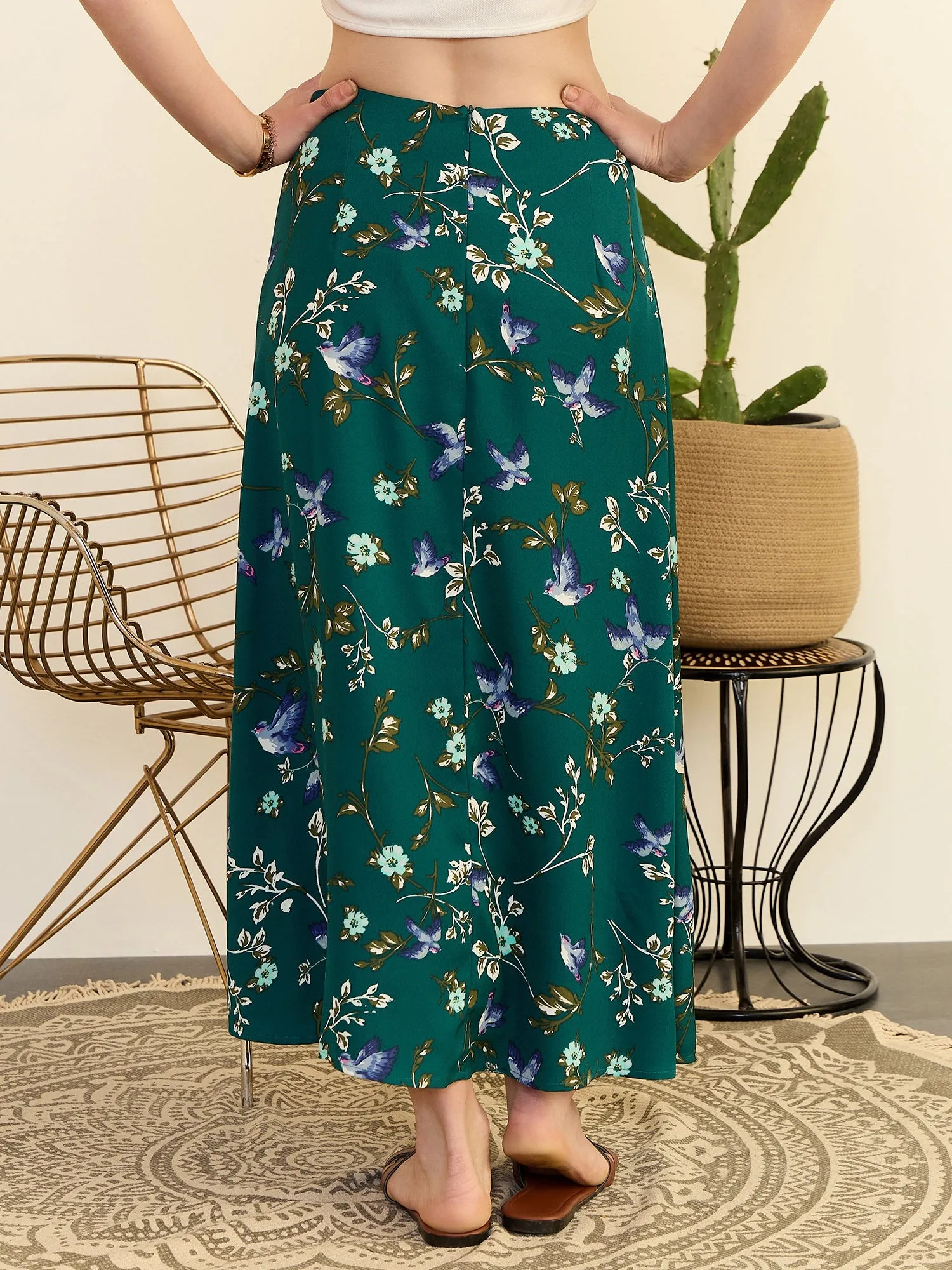 Berrylush Women Green & Blue Floral Printed High-Rise Waist Thigh-High Slit Straight Hem A-line Midi Skirt