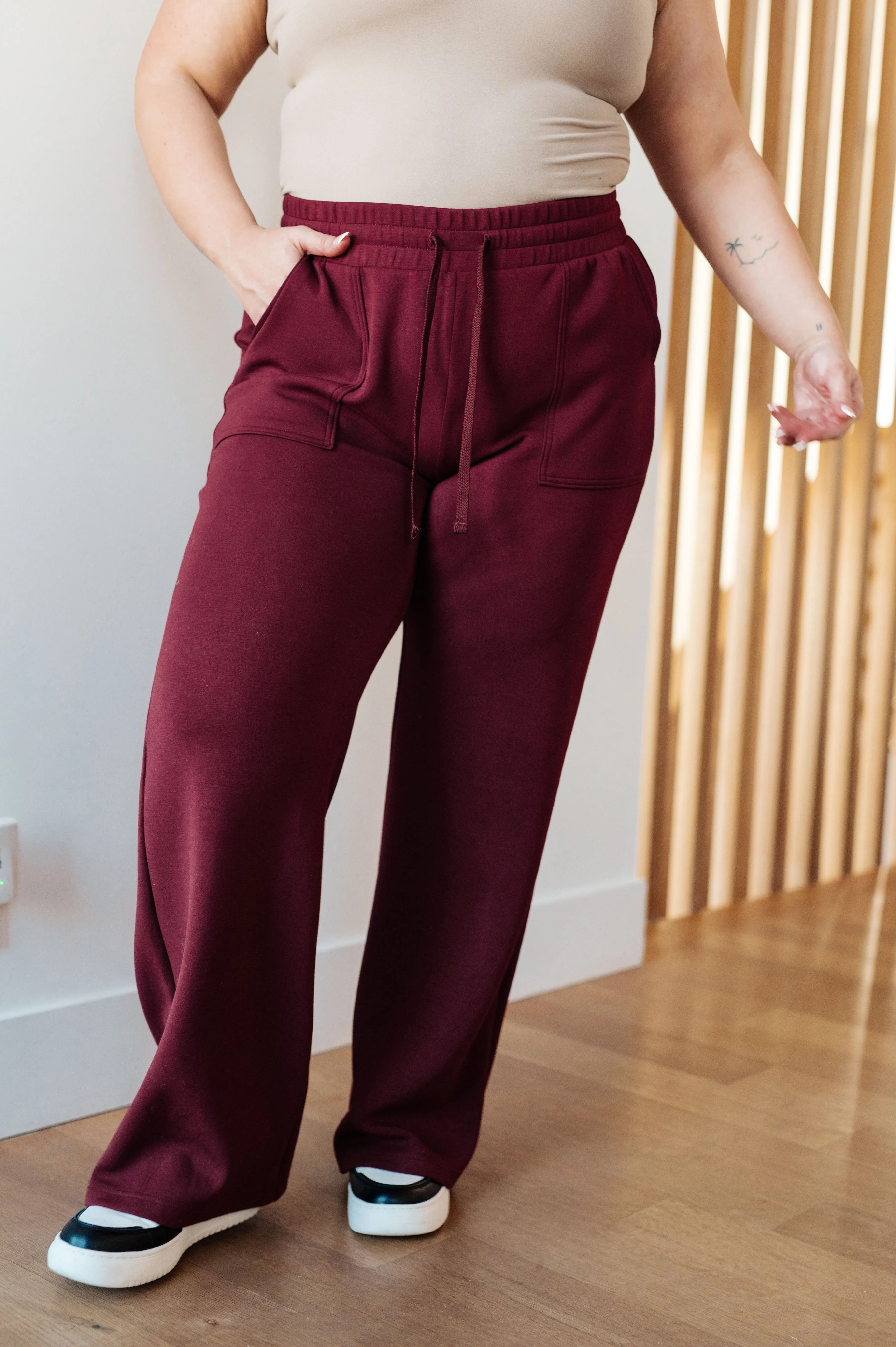 Ellie Straight Leg Pants in Wine