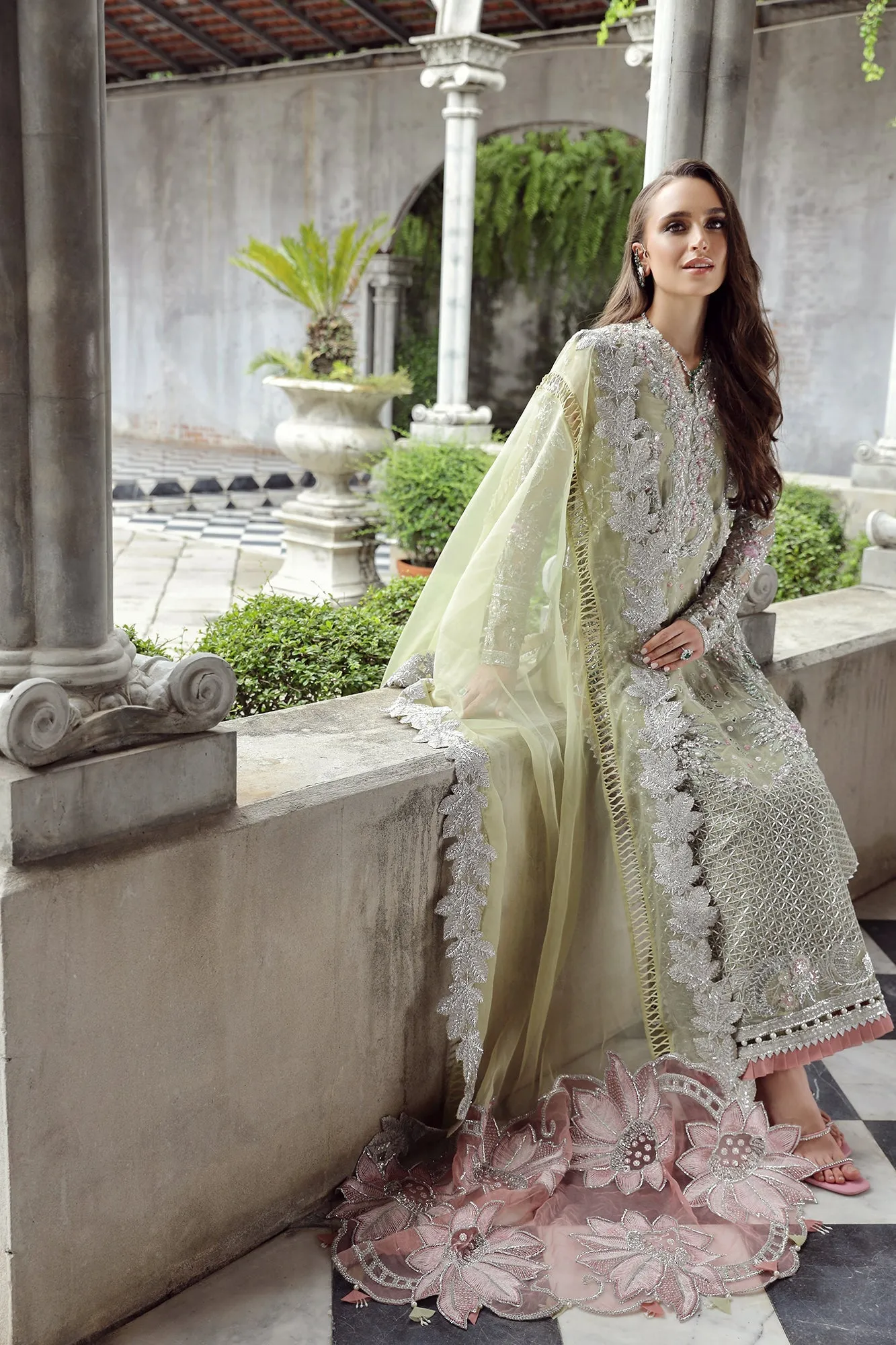 Maryam Hussain Raha Luxury Wedding Formals – Nurey