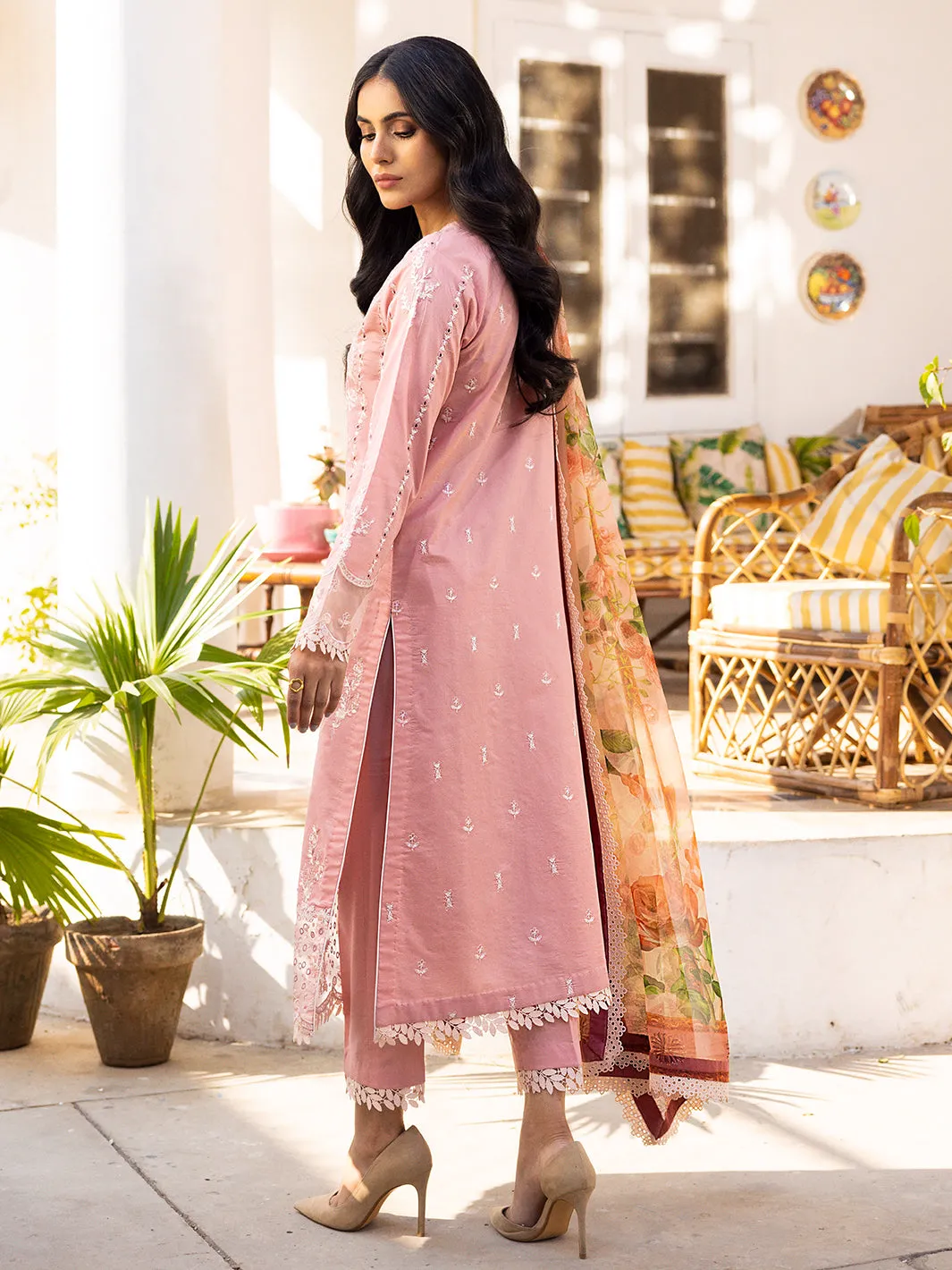 Roheenaz Tabeer Lawn Collection 2023 – Shama