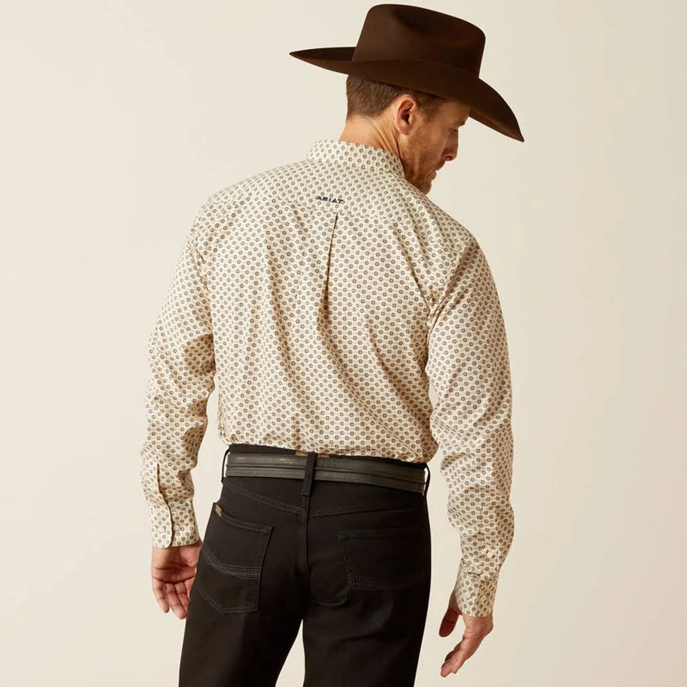 Wrinkle Free Fraiser Fitted LS in Cream by Ariat